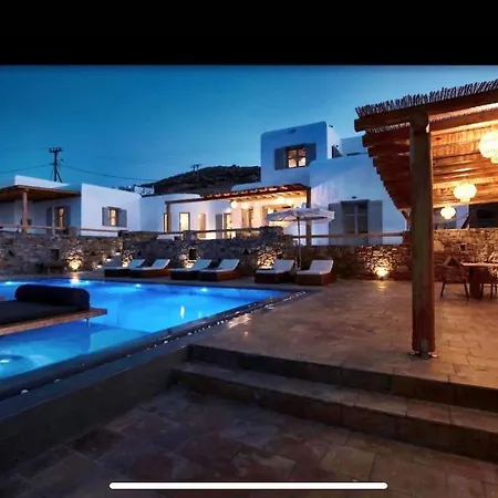 Villa Sapphire Black