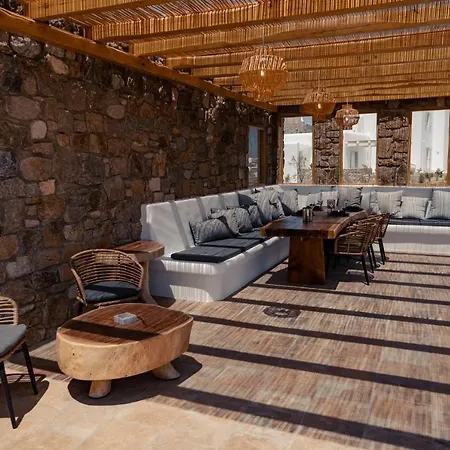 Sapphire Black Villa